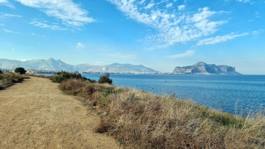 Percorso lungo la costa (© Parco Libero)