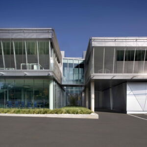 Studio Archicura, ampliamento sede San Cassiano Spa a Roddi (Cuneo, 2015 - foto di Barbara Corsico)