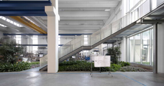 Studio Archicura, ampliamento sede San Cassiano Spa a Roddi (Cuneo, 2015 - foto di Barbara Corsico)