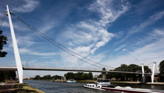 Dafne Schippers Bridge (© Jeroen Musch)
