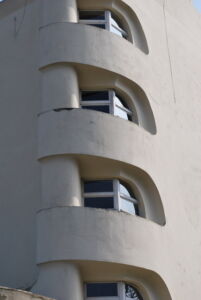 Fila di finestre in alzato, che acccompagnano la scala che conduce alla cupola (foto di Daniela Völkel)