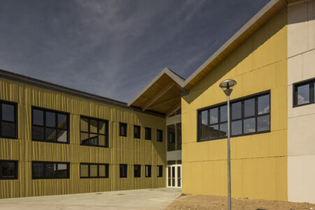 Nuovo polo scolastico di Pratola Peligna (foto Studio 1AX)