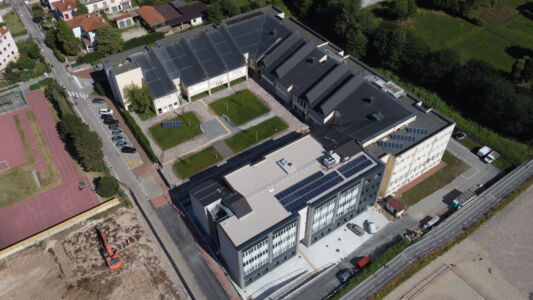 Ampliamento del Liceo “F. Corradini” di Thiene (foto Studio Zoccheddu e Associati)