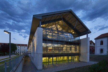 Campus Università Piemonte Orientale all'ex caserma Perrone, aule (© Beppe Raso)