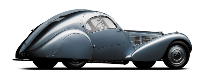 mostra “Motion. Autos, Art, Architecture”: automobile Bugatti (© Michael Furman)