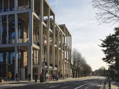 La Town House della Kingston University (© Dennis Gilbert)