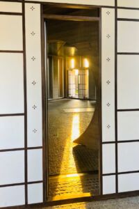 Cappella durante un tramonto primaverile (© Gabriele Toneguzzi)