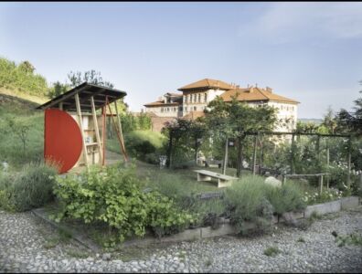 Villa Era a Vigliano, "Biblioteca esperienziale" di Collettivo ctrl+s