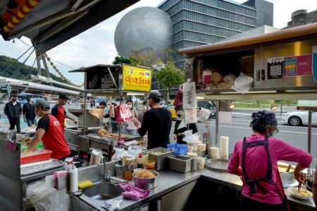 © OMA by Chris Stowers