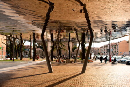 Piazza dell’Isolotto, Firenze, foto di Guido Mezzera