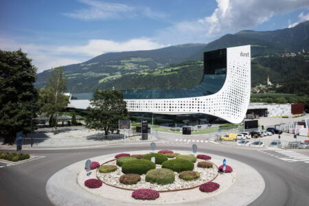 Durst Group AG, monovolume architecture + design