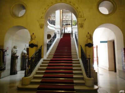 Scalone d'onore oggi demolito (© J.-Fr. Cabestan)