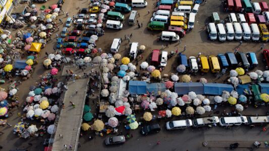 Mercato nel quartiere Kaneshie a Accra, Ghana (© Festus Jackson Davis)