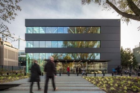 Il Tribunale Provvisorio di Amsterdam