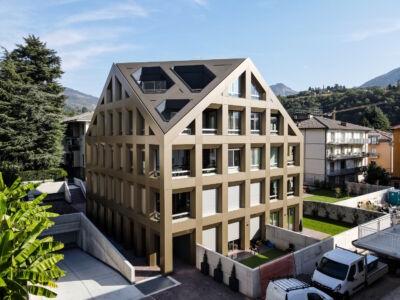 © Stefanie Andolfato