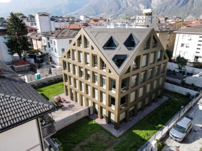 © Stefanie Andolfato