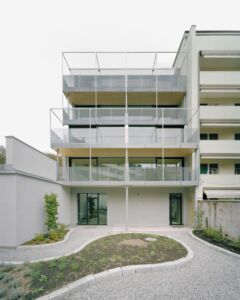 Condominio a Klein Basel, Basilea, Lukas Raeber Architekten