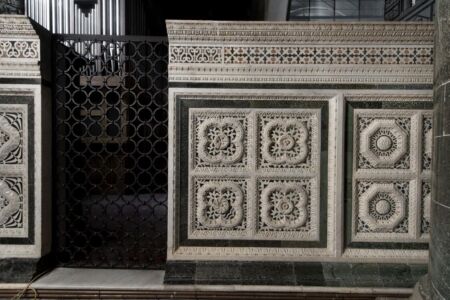 Particolare della Transenna dopo il restauro (© Antonio Quattrone)