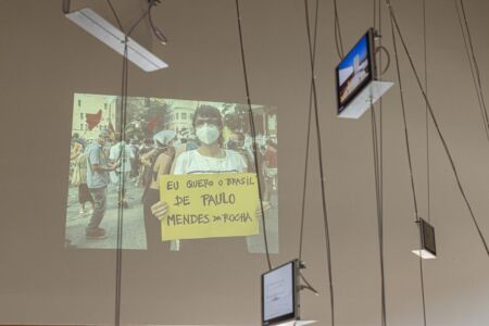 Paulo Para Além do Desenho - Conversando com Paulo Mendes da Rocha (© Ivo Tavares Studio)