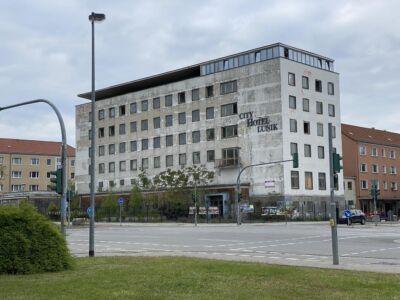 Magistrale, City Hotel Lunik, 1956-63 visto da est. Foto © Francesca Petretto, maggio 2023