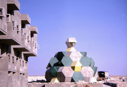 Sinagoga e Accademia militare, deserto del Negev, Israele, 1967-1969 (© Zvi Hecker)