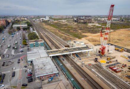Lavori di realizzazione della nuova stazione ferroviaria a scavalco (credits, MilanoSesto)