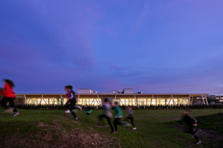 Enrico Molteni Architecture, Polo educativo inclusivo e innovativo a Parma (foto Marco Cappelletti)