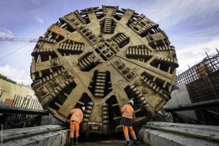 Montaggio di uno scavatore a Triangle de Gonesse © Gérard Rollando (photo), Société du Grand Paris