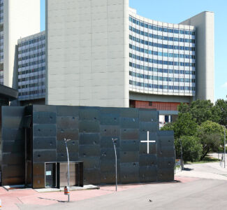 Chiesa Donaucity VIenna © Wikipedia