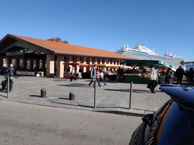 Bernard Desmoulin con Orma architettura: piazza Campinchi