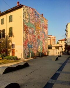 Edificio Parrocchia S. Antonio. Titolo Tuttomondo. Autore Keith Haring 1989