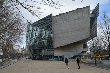 Una vista dell'UFA-Kristallpalast di Coop Himmel(b)lau, 1996-98
© Daniela Völkel-Hundt
