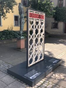 Davanti allo Schiller Museum
© Daniela Völkel-Hundt