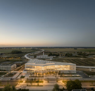 J. Morales, S. de Giles, L. Beaudouin ed E. Beaudouin, Lumen Learning Center, Francia