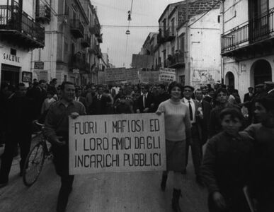 Marcia di protesta a Partinico, 
© Archivio Danilo Dolci