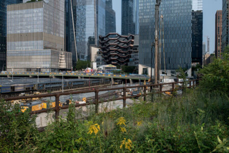 Vista del Vessel (progetto di studio Heatherwick) dalla sezione nord dell’High Line