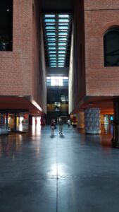 L'Azkuna Zentroa (© Laura Milan)