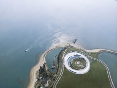 Sky Mountain Pavilion, Sou Fujimoto, Haikou Bay No.6 High Standard Seaside Station (© ACF)