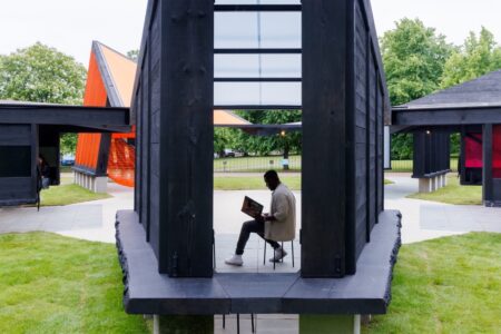 Serpentine Pavilion 2024, Archipelagic Void, Minsuk Cho - Mass Studies (© Mass Studies Photo, © Iwan Baan Courtesy Serpentine)