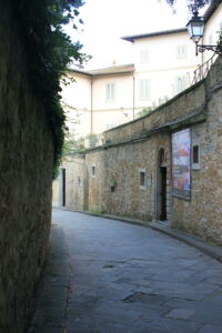 Ingresso alla Villa Bardini da Costa San Giorgio, (© Serena Acciai)