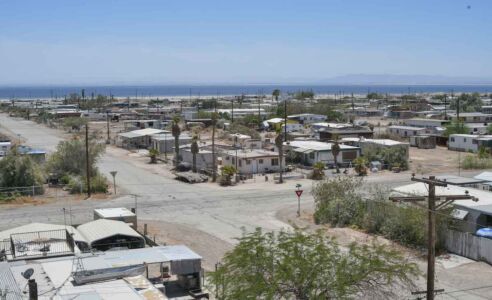 Bombay Beach, uno dei pochi insediamenti superstiti del Salton Sea