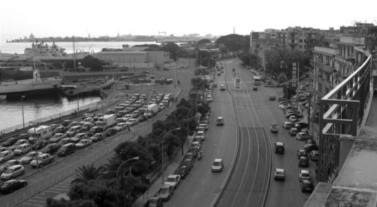 Foto attuale con attracco traghetti in viale della Libertà, Messina (© Clara Stella Vicari Aversa)