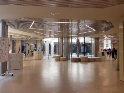 Scuola privata Dal Marefa, Dubai (© RCR Arquitectes)