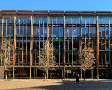 Renzo Piano Building Workshop, facciata di uno degli edifici del quartiere Le Albere, Trento