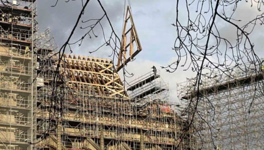 Ricostruzione del tetto, Notre Dame, Parigi