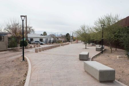 Fernanda Canales, vista aerea del parco lineare, Agua Prieta