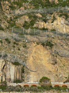 Impatto delle reti sul paesaggio dalla Via dell’Amore