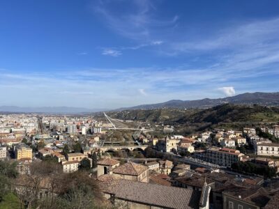 Vista sul fiume, Cosenza (© Lucia Pierro, Marco Scarpinato e Autonomeforme)