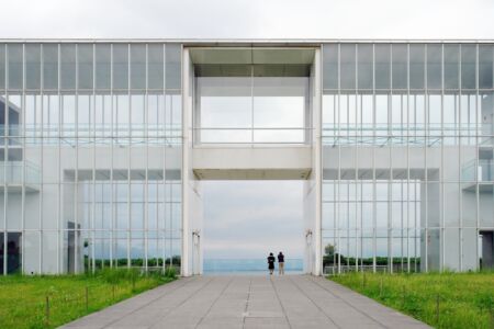 Yoshio Taniguchi, Kasai Rinkai Visitors’ Center, Tokyo (© Tomic’s Desing )