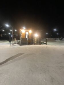 L'archiviaggio Kiruna. L'arrivo in una foto della stazione (© Aurora Riviezzo)